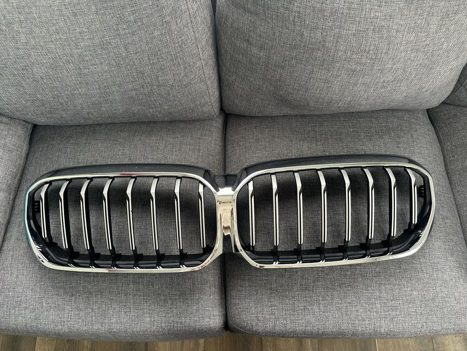 Бъбрек за BMW 5 G30 LCI