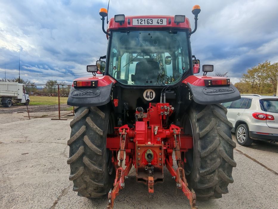 Tractor (Case) McCormick MC 95 cu încărcător frontal mailleux