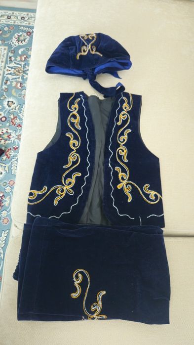 Национальный костюм на. Мальчика