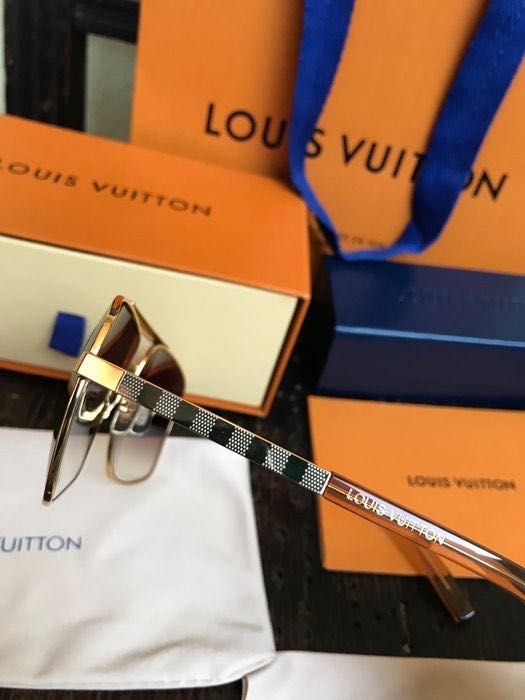 Ochelari de soare Louis Vuitton aurii Attitude Gold originali