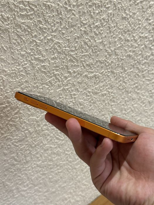 Iphone 11 в корпусе 17