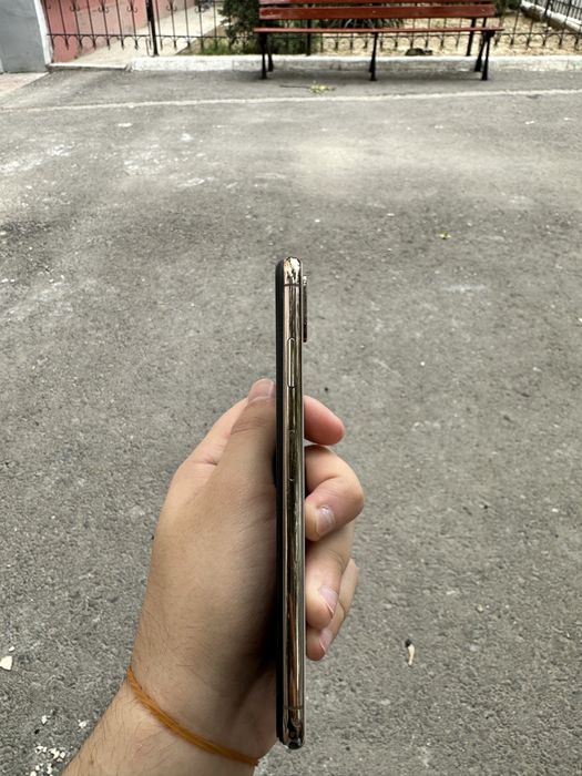 СРОЧНО продаеться iphone xs max