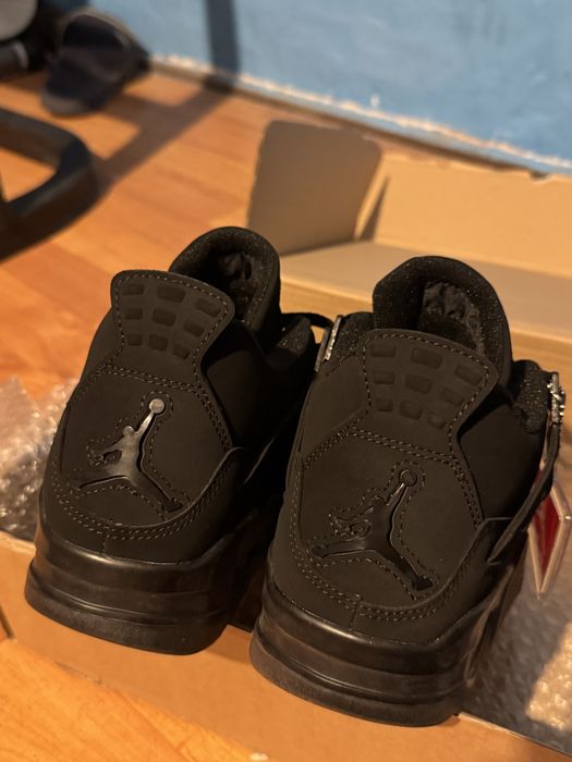 Air Jordan 4 Black Cat 40
