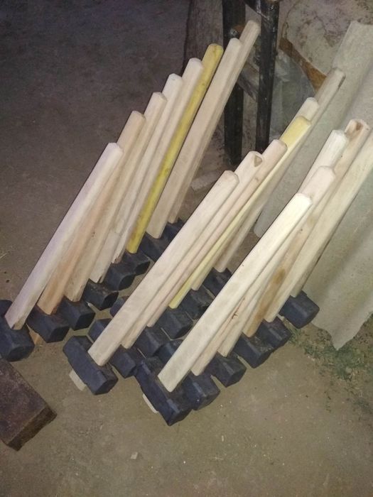 Утин ёрадигон болта кассоб болта Калун тапор кувалда молоток