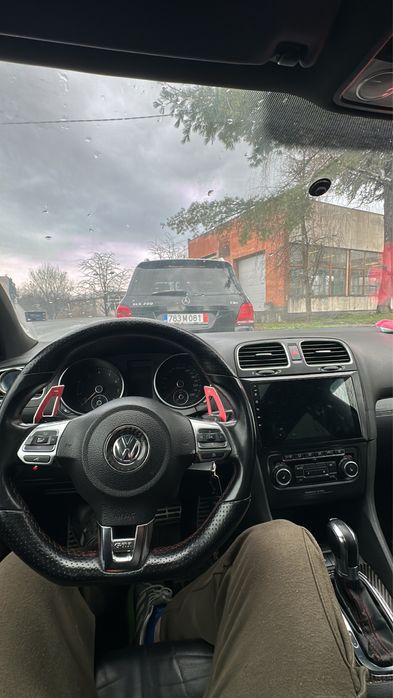 Volkswagen Golf GTI 2.0 TSI DSG