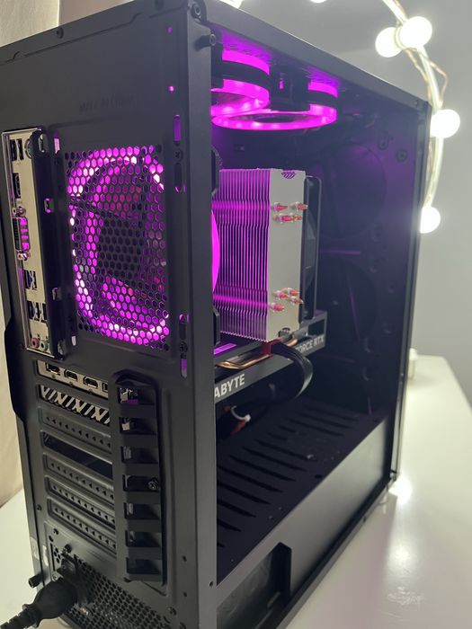 Pc gaming RTX4060+I7 10700KF