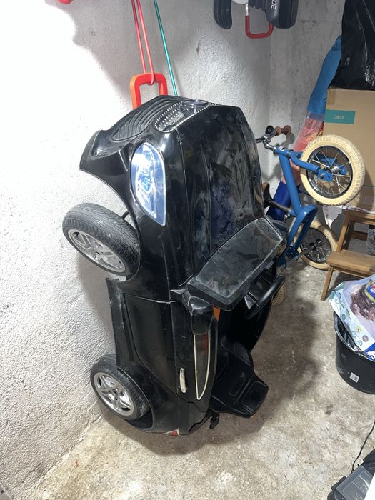 Детска електрическа количка