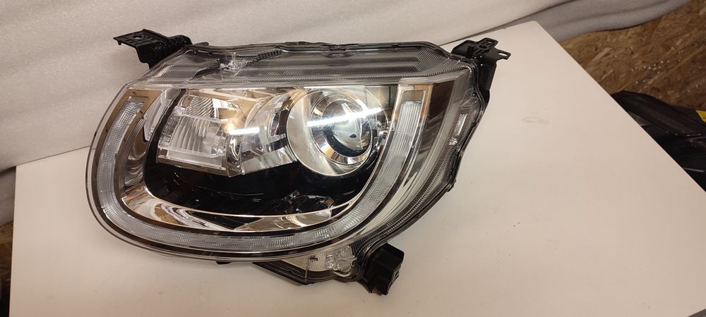 Far dreapta Suzuki ignis led