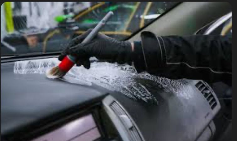 Химчиска автомобиля качественно с горантией