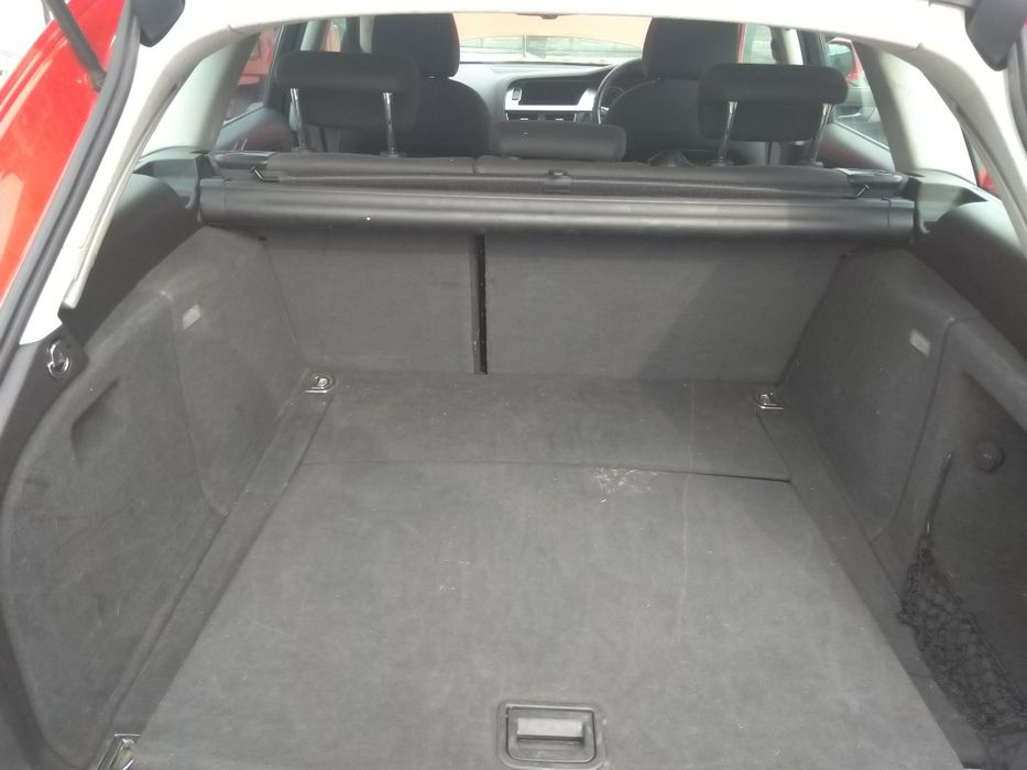 Ауди а4 В8 2.0дизел