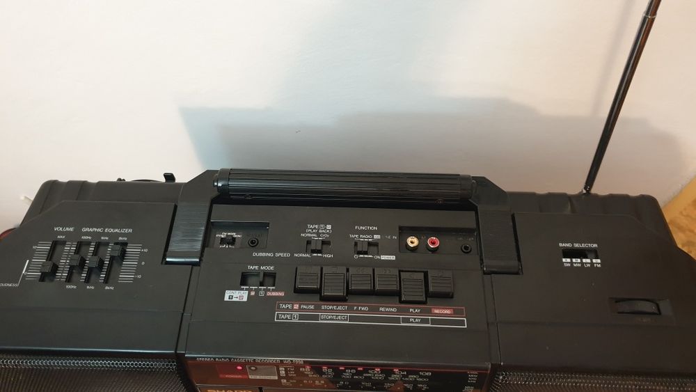 Radio casetofon Sharp WQ-T238