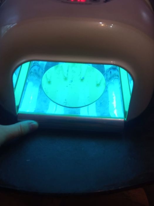 Лампа для маникюра