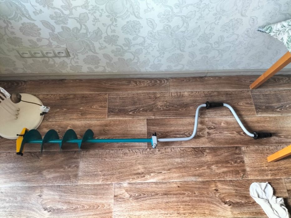 Бур в отличном состоянии(новый)