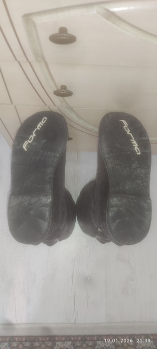 Продам мотоботы FORMA