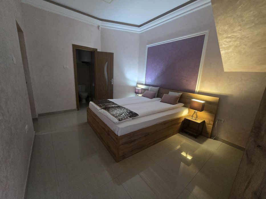 Închiriez apartament  regim permanent !