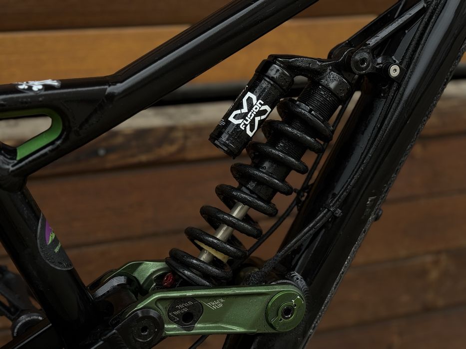 Canyon Torque FRX Mullet MTB байк за фрийрайд