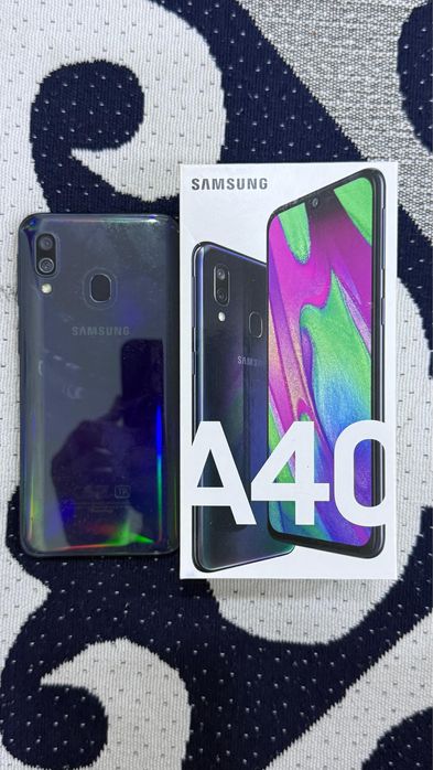 Samsung A40 продается