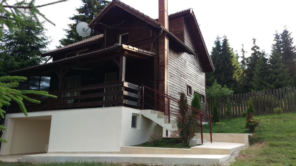 Cabană cu ciubar la Beliș