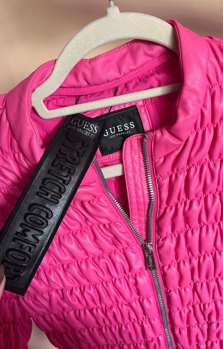 Оригинално якe Guess