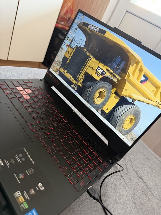 Продам игровой ноутбук