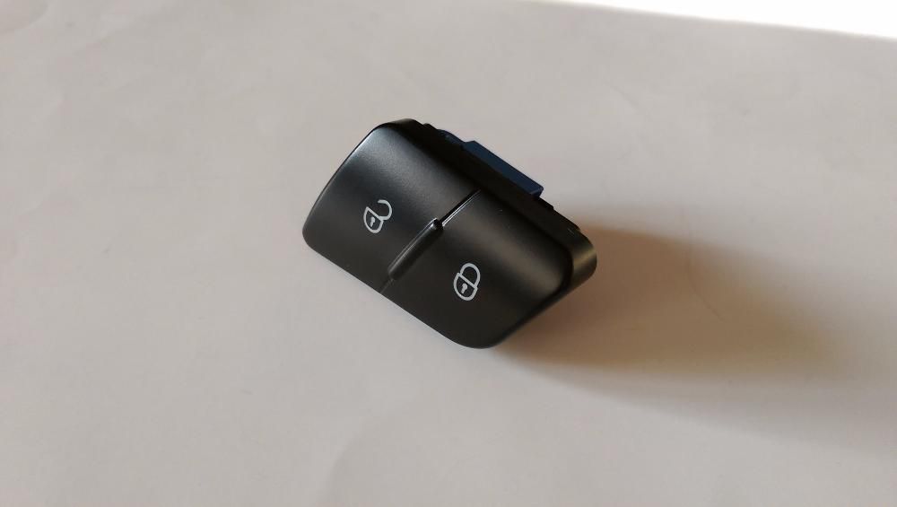 Buton inchidere centralizata blocare incuiere usi pentru VW Passat B6