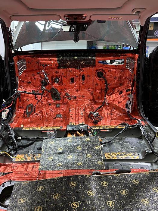 Шумоизоляция авто. Гарантия качества.Сделаем ваше авто комфортней.