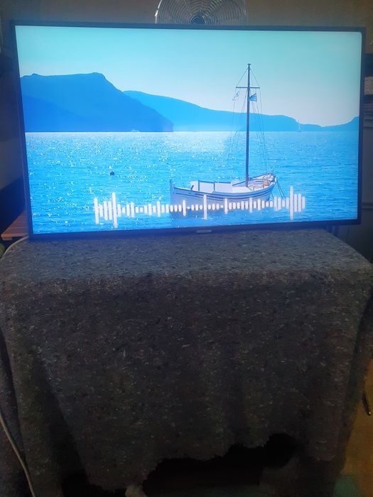 Телевизора Samsung 43 инча 4К Ultra HD