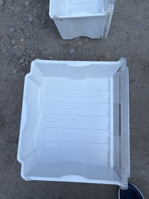 Морозильник indesit