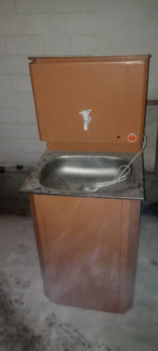 Срочно продам. Умывльник падогревом