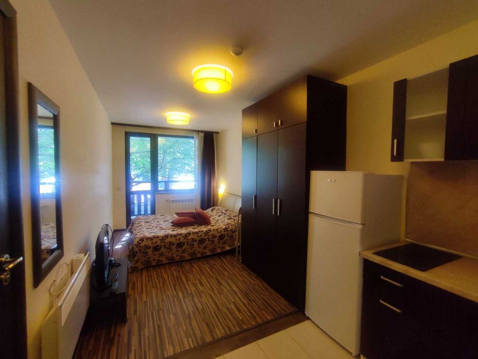 Дава се под наем Едностаен апартамент в Банско - 33 кв.м за 350 € - Снимка #2