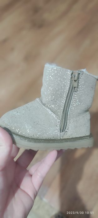 Детская обувь 3000 тенге