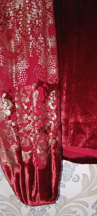 Разгружаю гардероб. Размер: 44-46-48рр