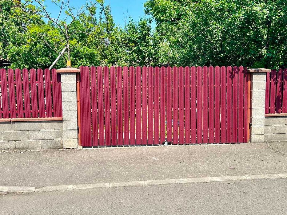 Garduri si porti stil jaluzea, sipca metalica, tabla cutata