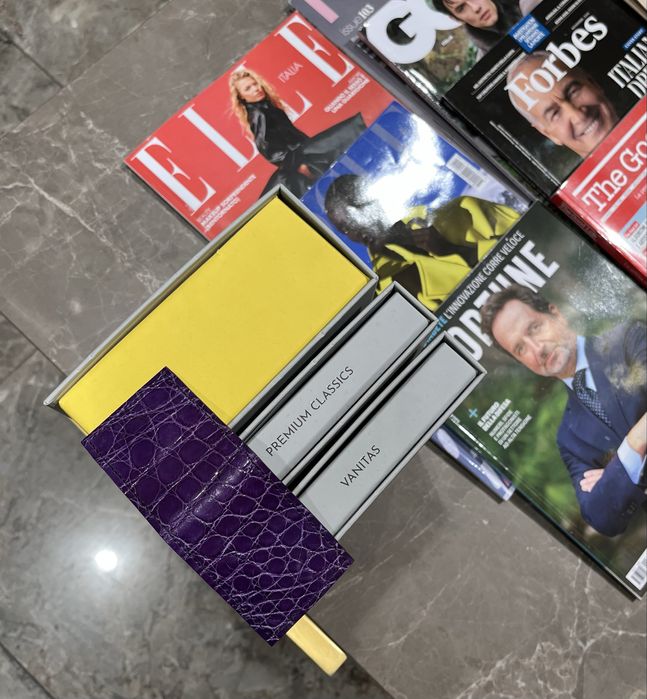 Clip magnetic pentru bani din piele de crocodil – lucrat manual