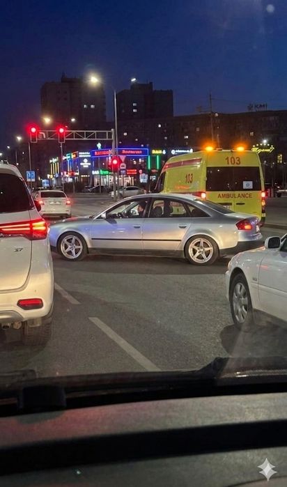 Ауди А6 С5 седан