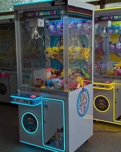 Продам игровой аппарат Хватайка