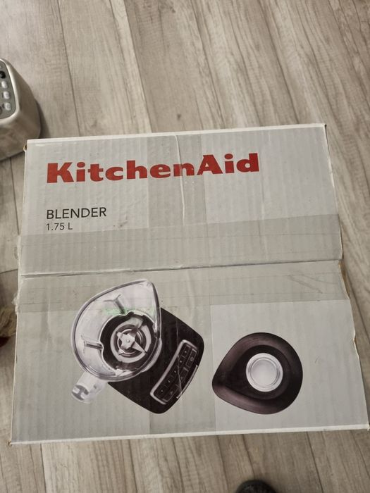 Vând blender KitchenAid 1,7l