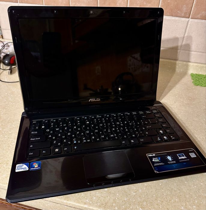 Ноутбук Asus A42F