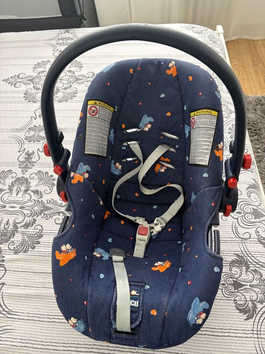 Scoica de mașină  bebeluși