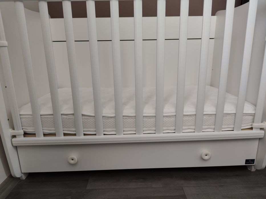 Бебешка дървена кошара люлка LORELLI 3в1 и матрак Нани Лукс