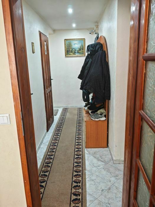 Продава се Двустаен апартамент в Варна, Колхозен пазар - 73 кв.м за 1048 €/кв.м - Снимка #3