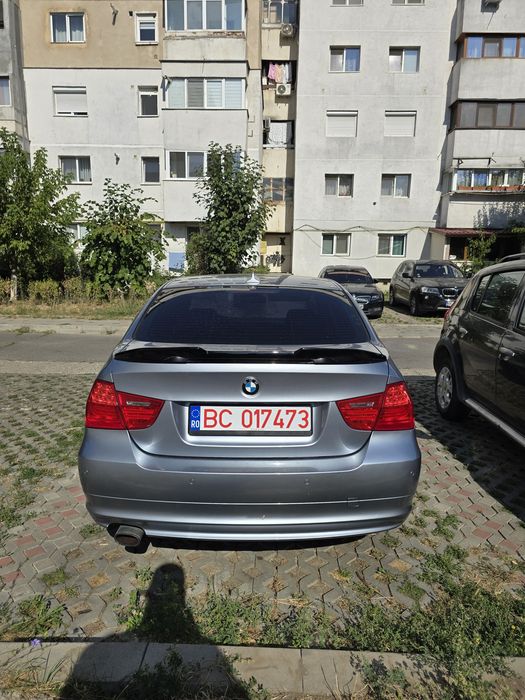 BMW Seria 3 2011 — imagine 4