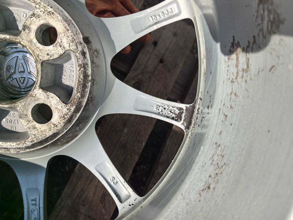 16 цола 4 х 100 мм ТОйота / Кия / Хюндай - 6 Инча / ЕТ 45