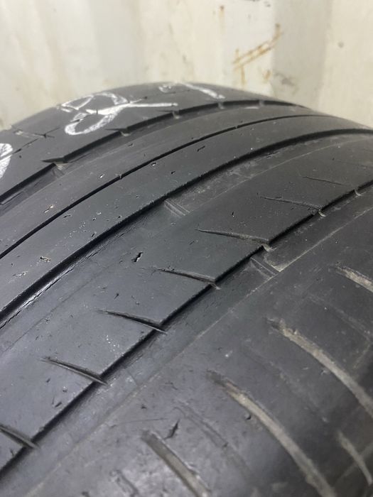 Продам шина r 21