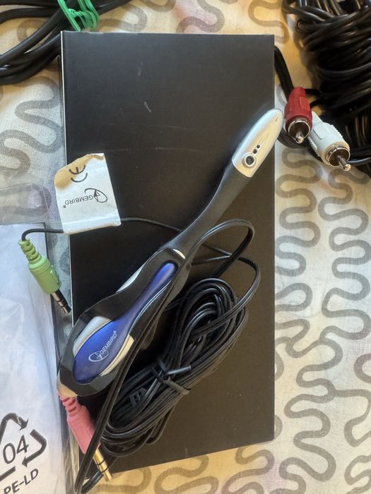 Кабели, зарядни, слушалки различни всичко  за 9,90