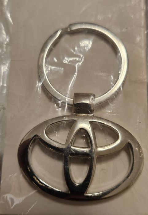 Breloc Toyota din metal cromat, calitate Premium., nou