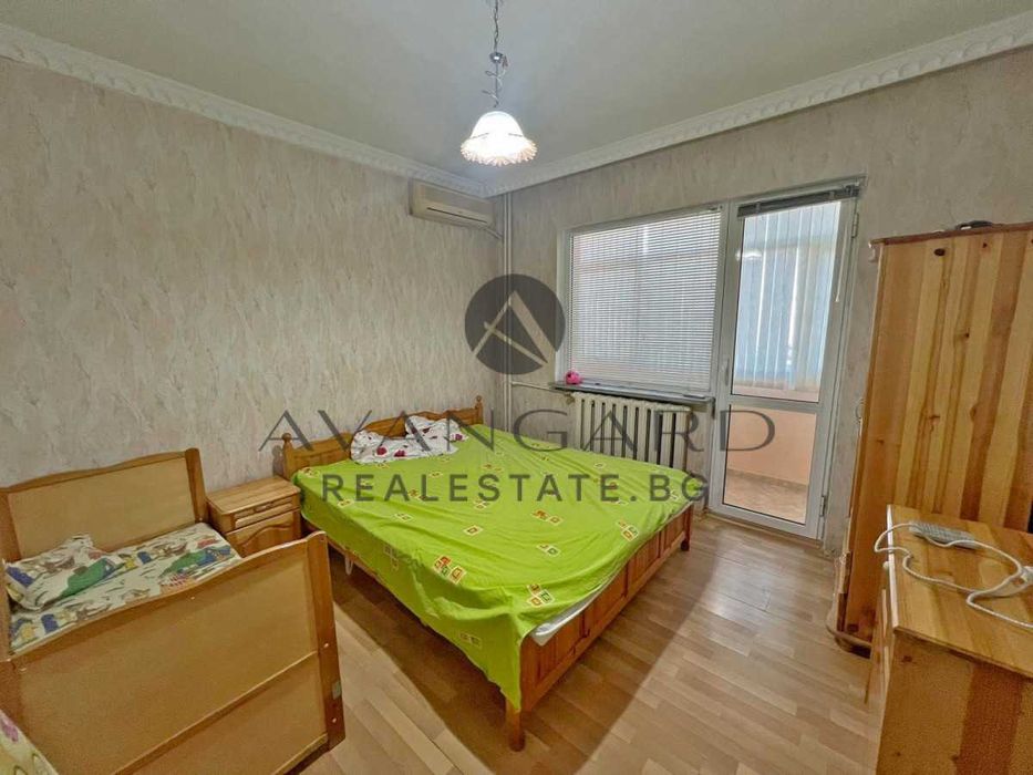 Продава се Тристаен апартамент в Пловдив, Изгрев - 70 кв.м за 503 €/кв.м - Снимка #4