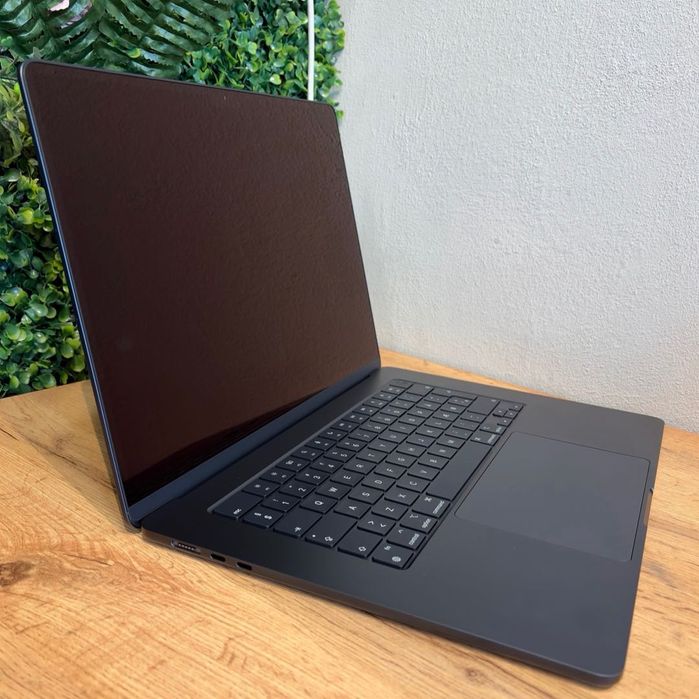 MacBook Air 15 M3 256GB RAM 16GB Midnight - GARANTIE 12 LUNI | TrueGSM