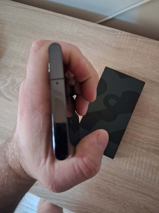 Vand samsung  S22 ultra 5 g