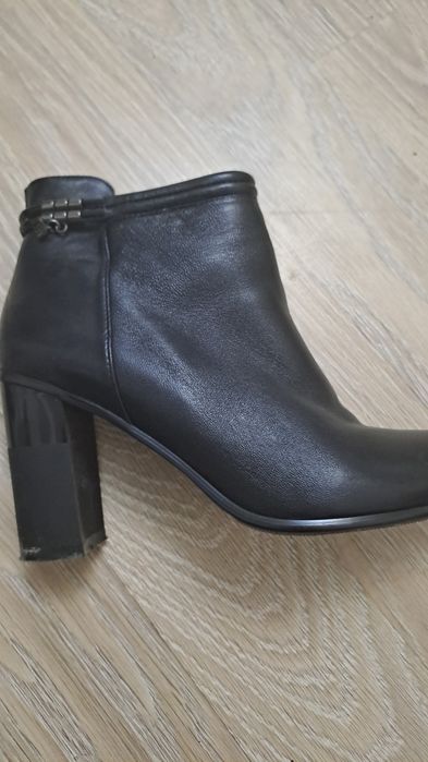 Продам сапоги весна